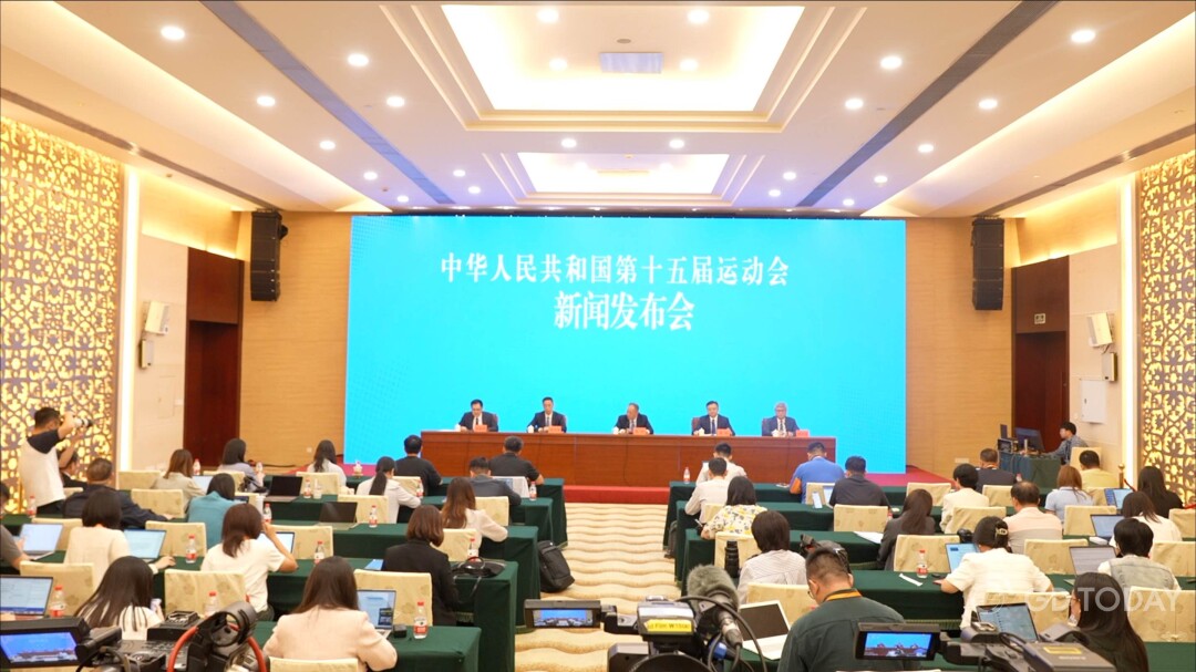 更是校园文